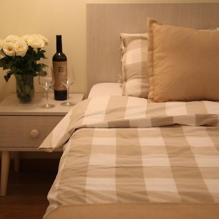 بلغراد Bed&Breakfast Kod Smilje الغرفة الصورة