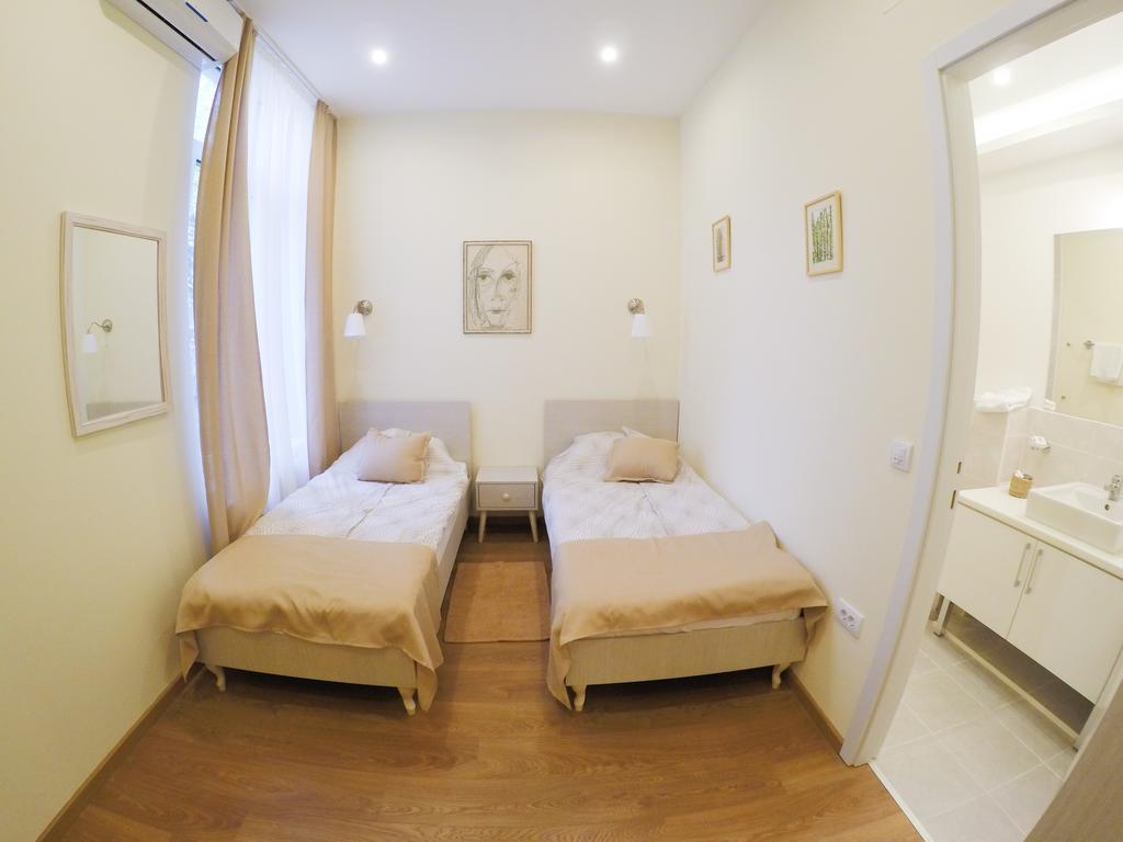 بلغراد Bed&Breakfast Kod Smilje الغرفة الصورة